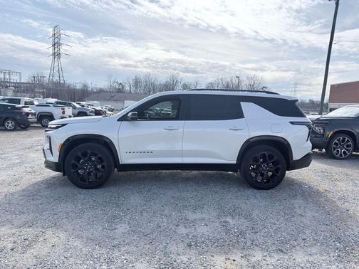 2025 Chevrolet Traverse RS