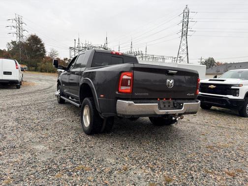 2022 RAM 3500 Laramie Mega Cab 4x4 6'4' Box