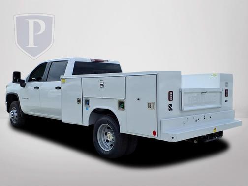2025 Chevrolet Silverado 3500 WT