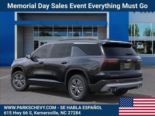 Mosaic Black Metallic 2026 Chevrolet Traverse LT
