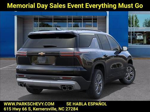 Mosaic Black Metallic 2026 Chevrolet Traverse LT
