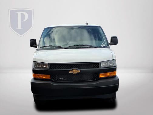 2025 Chevrolet Express 2500 RWD 2500 Extended Wheelbase WT