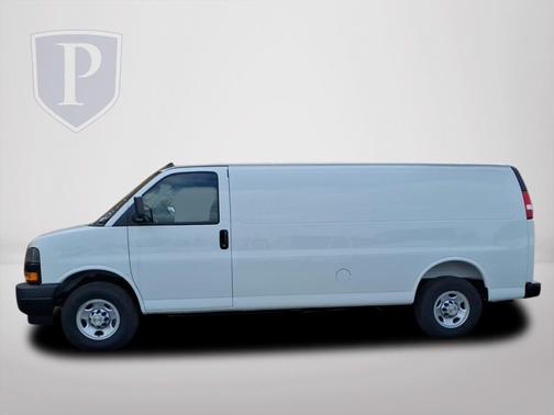 2025 Chevrolet Express 2500 RWD 2500 Extended Wheelbase WT