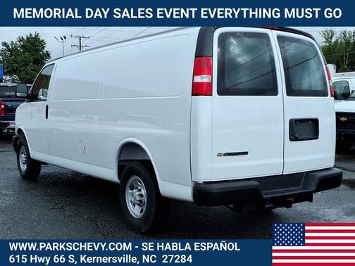 Summit White 2026 Chevrolet Express 2500 Work Van