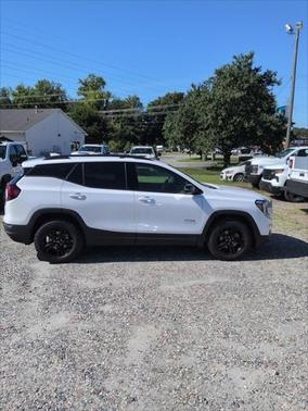 2023 GMC Terrain AWD AT4