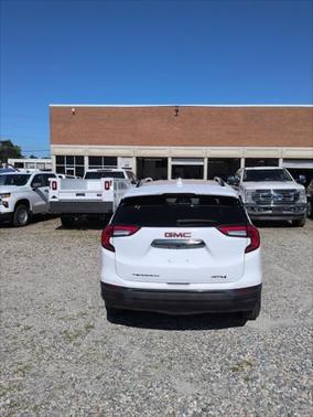 2023 GMC Terrain AWD AT4