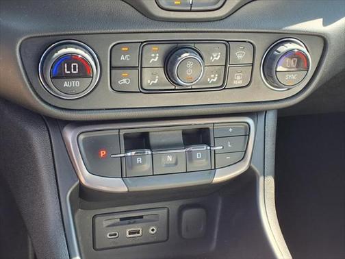 2023 GMC Terrain AWD AT4