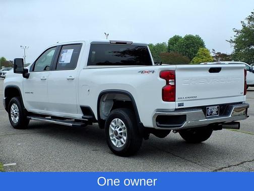 Summit White 2025 Chevrolet Silverado 2500 LT