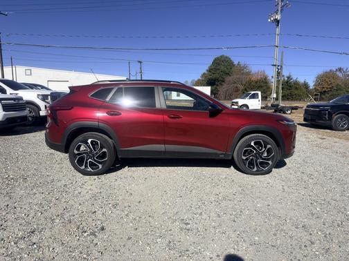 2025 Chevrolet Trax FWD 2RS