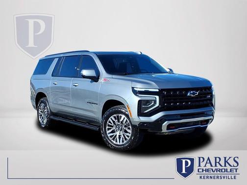 2025 Chevrolet Suburban 4WD Z71