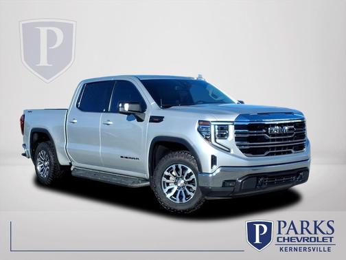 2022 GMC Sierra 1500 SLT