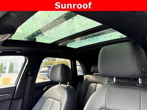 2024 Audi Q3 Premium 45 TFSI S line quattro Tiptronic