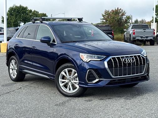 2024 Audi Q3 Premium 45 TFSI S line quattro Tiptronic