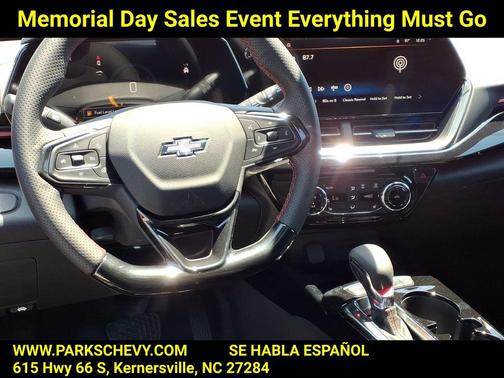 Mosaic Black Metallic 2026 Chevrolet Trax FWD 2RS