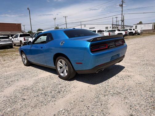 B5 Blue Pearlcoat 2023 Dodge Challenger SXT