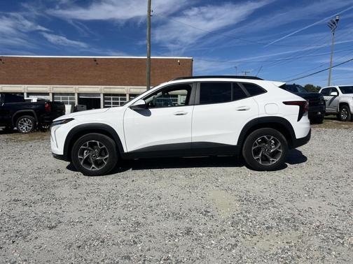 2024 Chevrolet Trax LT