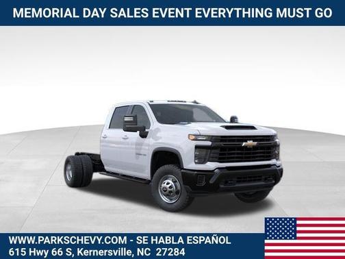 Summit White 2026 Chevrolet Silverado 3500 WT