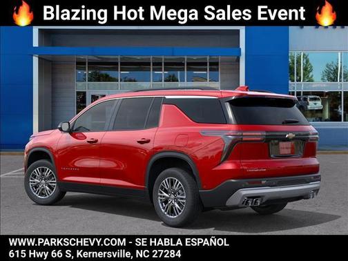 Radiant Red Tintcoat 2026 Chevrolet Traverse LT
