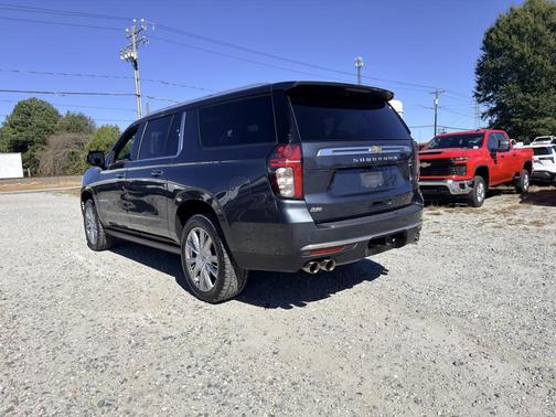 2021 Chevrolet Suburban 4WD High Country