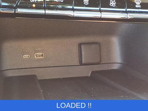 Mosaic Black Metallic 2024 Chevrolet Traverse RS