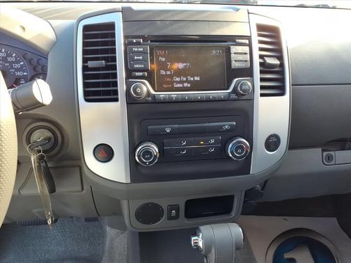 2015 Nissan Frontier SV