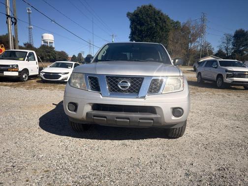 2015 Nissan Frontier SV