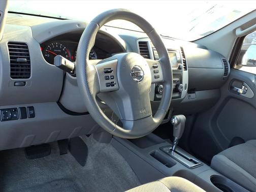 2015 Nissan Frontier SV