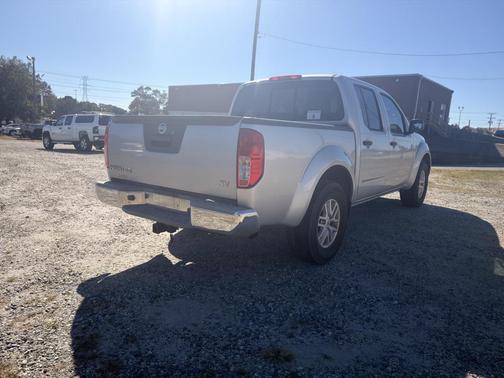 2015 Nissan Frontier SV