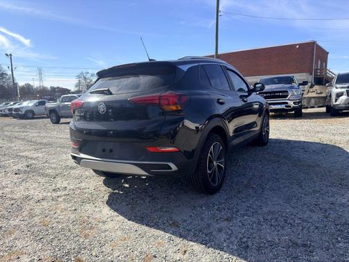2022 Buick Encore GX Select