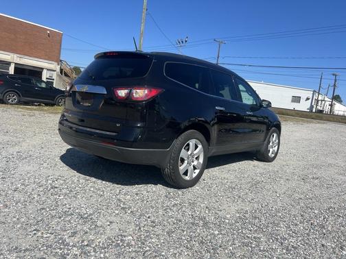 2017 Chevrolet Traverse 1LT