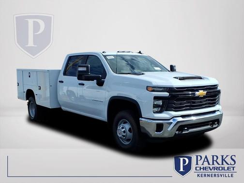2025 Chevrolet Silverado 3500 WT