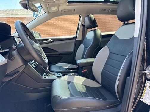 2023 Volkswagen Taos 1.5T SEL