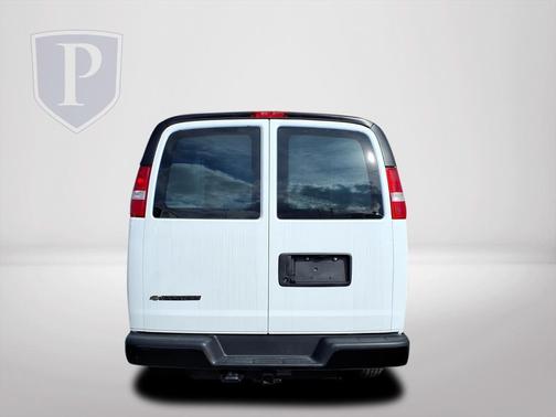 2025 Chevrolet Express 2500 RWD 2500 Extended Wheelbase WT