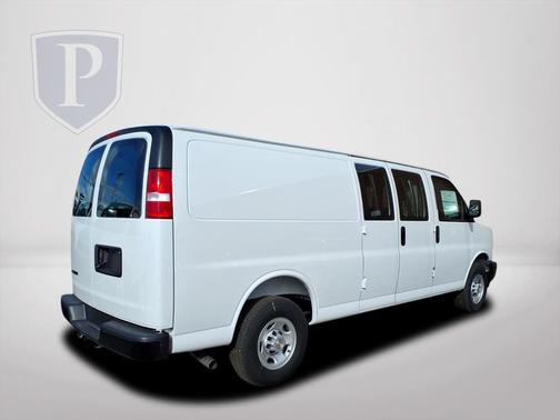 2025 Chevrolet Express 2500 RWD 2500 Extended Wheelbase WT