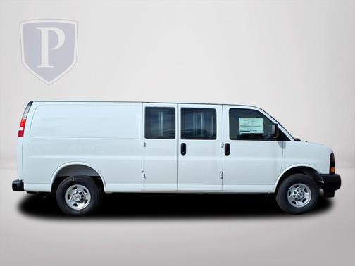 2025 Chevrolet Express 2500 RWD 2500 Extended Wheelbase WT