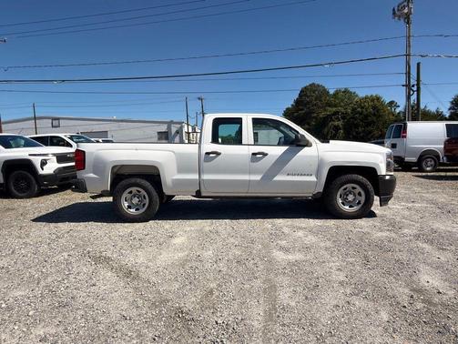 Summit White 2018 Chevrolet Silverado 1500 WT