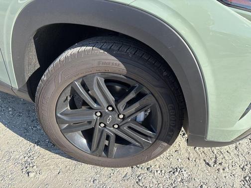 2025 Chevrolet Trax FWD ACTIV