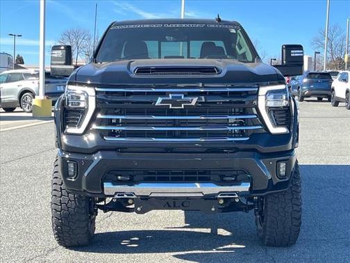 2025 Chevrolet Silverado 2500 LTZ