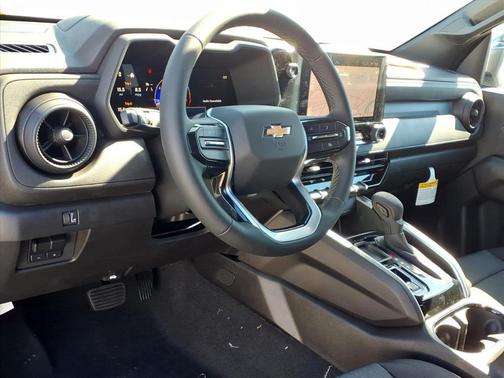 2025 Chevrolet Colorado WT