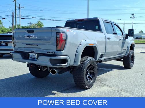 Thunderstorm Gray 2025 GMC Sierra 2500 AT4