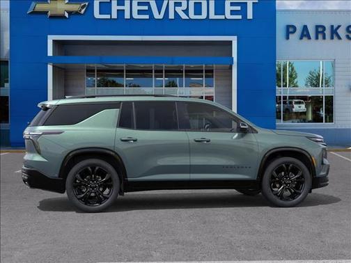 Trillium Green Metallic 2027 Chevrolet Traverse RS