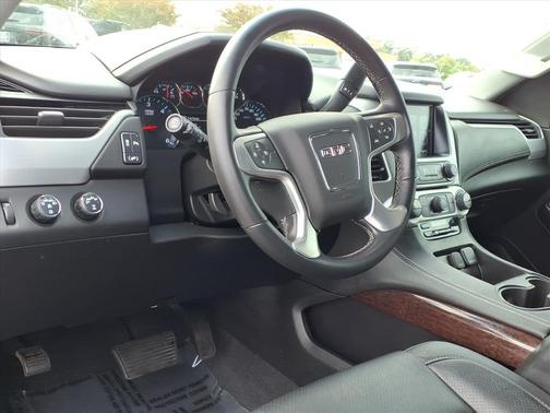 2020 GMC Yukon XL SLE