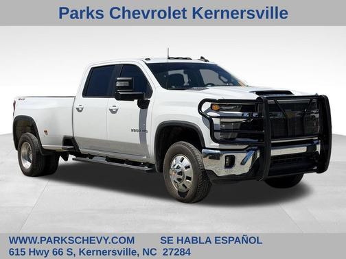 Summit White 2025 Chevrolet Silverado 3500 LT
