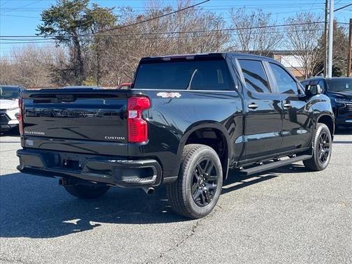 2025 Chevrolet Silverado 1500 Custom