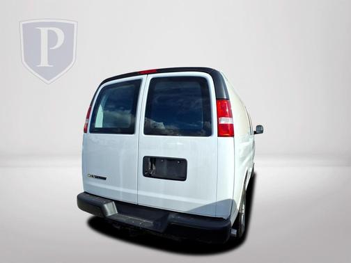 2025 Chevrolet Express 2500 RWD 2500 Extended Wheelbase WT