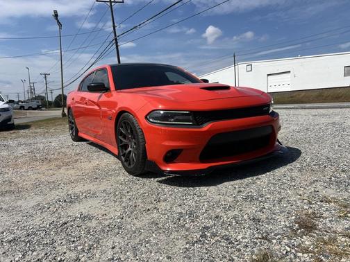 2016 Dodge Charger SRT 392