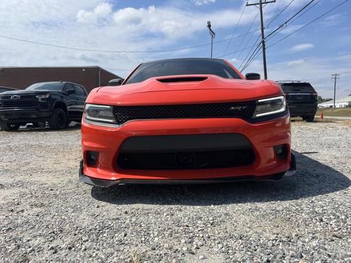 2016 Dodge Charger SRT 392
