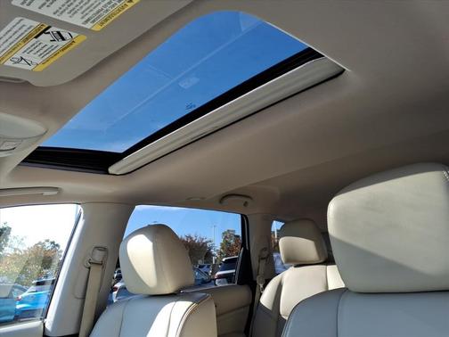 2015 INFINITI QX60 Base