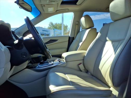 2015 INFINITI QX60 Base