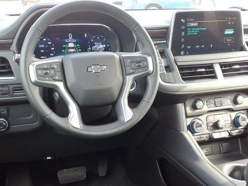 2024 Chevrolet Suburban 4WD Z71